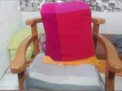 rose-crystal online show from 02/16/26, 11:02