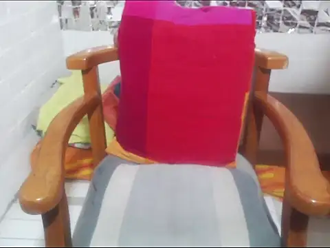 rose-crystal online show from 02/19/26, 10:51