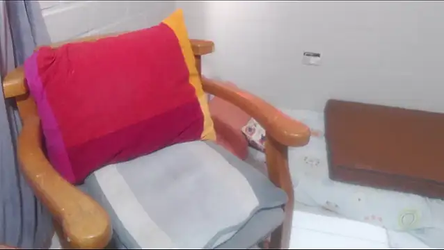 rose-crystal online show from 03/01/26, 03:34