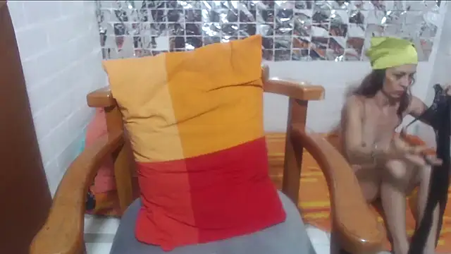 rose-crystal online show from 02/09/26, 12:08