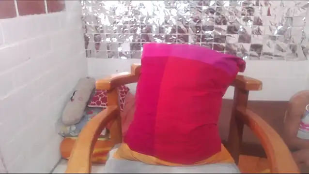 rose-crystal online show from 02/22/26, 05:47