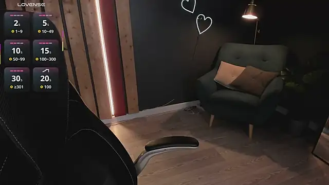 Ash Hasmy online show from 09/19/25, 12:20