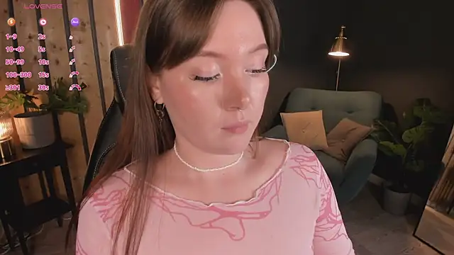 Ash Hasmy online show from 10/21/25, 12:37