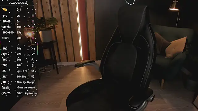 Ash Hasmy online show from 11/18/25, 12:30