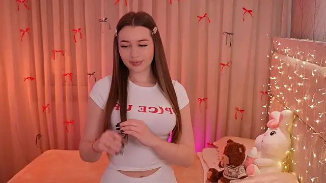 LiaGotti online show from 12/16/25, 07:40