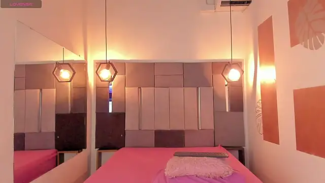 FreyrStone online show from 03/09/26, 08:12