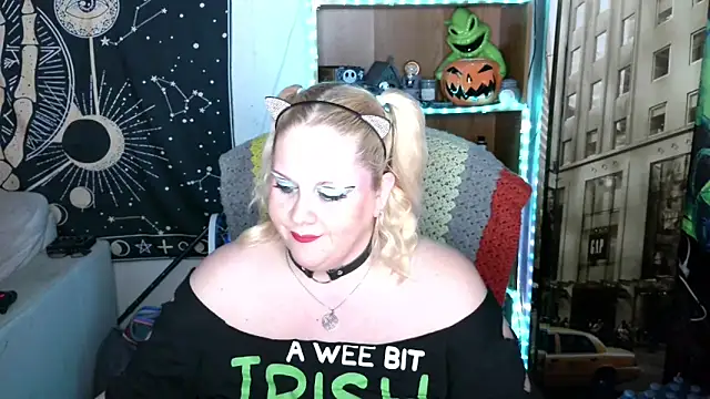 Snapshot of Kinky_Witch chatting on 04/26/26, 12:08 Kinky Witch online show from 04/26/26, 12:08