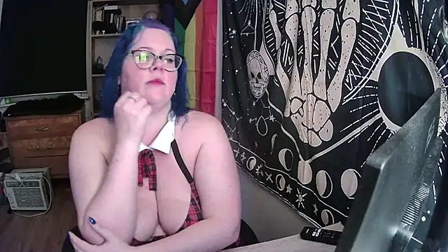 Snapshot of Kinky_Witch chatting on 09/11/25, 03:28 Kinky Witch online show from 09/11/25, 03:28
