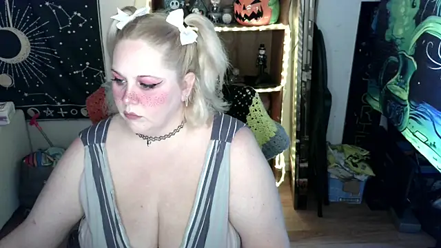 Kinky Witch online show from 04/03/26, 07:09