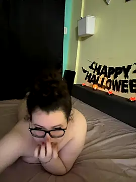 HaleyAyush online show from 10/26/25, 05:24