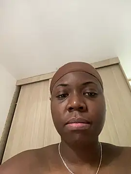 Alexia 24 online show from 03/17/26, 07:17