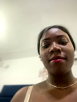 Alexia 24 online show from 12/17/25, 07:08