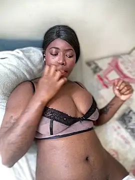 Alexia 24 online show from 11/22/25, 04:17