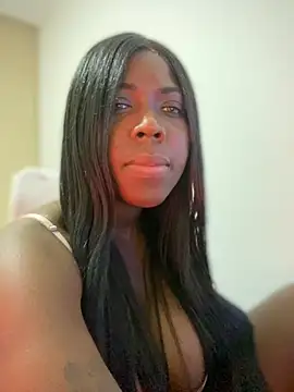 Alexia 24 online show from 11/16/25, 06:29