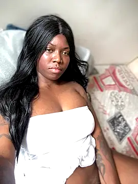 Alexia 24 online show from 11/20/25, 05:57