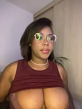 Snapshot of Alexia_24 chatting on 07/24/26, 02:29 Alexia 24 online show from 07/24/26, 02:29