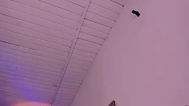 Snapshot of revenmiller_ chatting on 02/19/26, 07:44 revenmiller online show from 02/19/26, 07:44