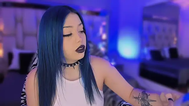 Snapshot of revenmiller_ chatting on 01/17/26, 07:50 revenmiller online show from 01/17/26, 07:50