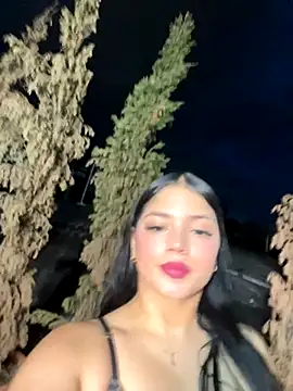 Hailey-Fox online show from 10/19/25, 10:56