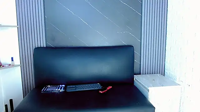 Raven Doll19 online show from 04/14/26, 01:54