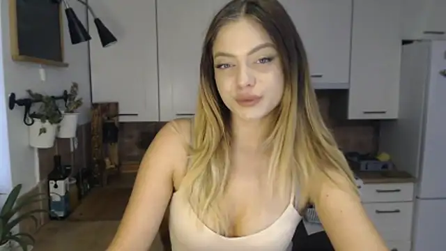 BuffyxLUST online show from 11/18/25, 10:51