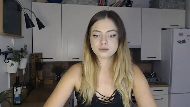 BuffyxLUST online show from 11/10/25, 08:52