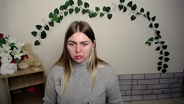 Snapshot of Magic_Katarina_ chatting on 10/16/25, 06:54 Magic Katarina online show from 10/16/25, 06:54