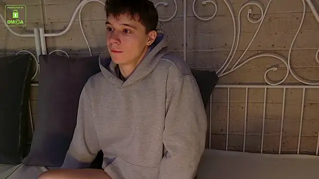 AnthonyHall online show from 12/05/25, 04:33