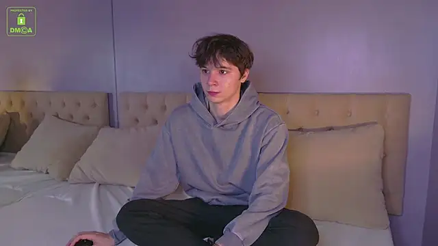 AnthonyHall online show from 11/23/25, 04:44