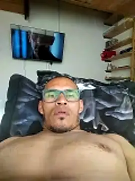 DOBLEWYOSK69G online show from 02/05/26, 09:10