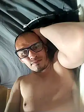 DOBLEWYOSK69G online show from 02/07/26, 05:04