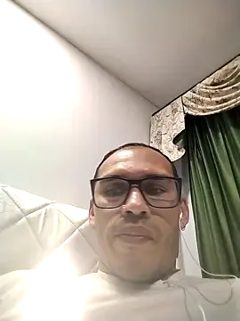 DOBLEWYOSK69G online show from 02/28/26, 11:26