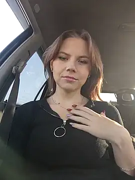 YOURLIKAA online show from 12/02/25, 04:14