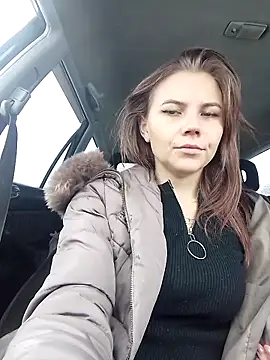 YOURLIKAA online show from 12/18/25, 04:50