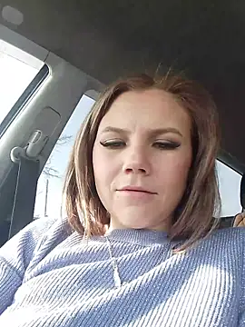 YOURLIKAA online show from 01/17/26, 06:50