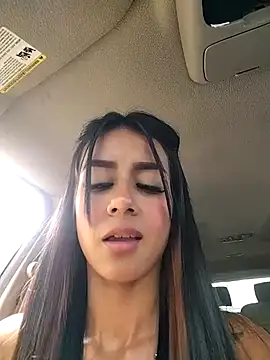 Juliana Xander online show from 11/14/25, 02:32