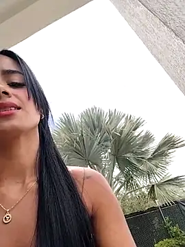 Juliana Xander online show from 10/13/25, 03:57