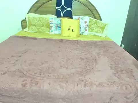 LovelyYoYo online show from 02/14/26, 02:34