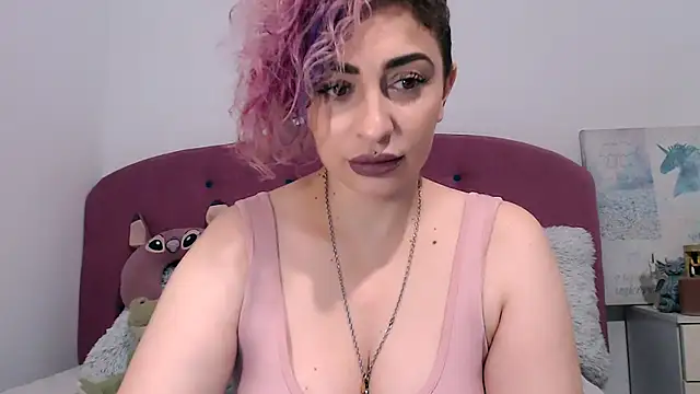 Snapshot of AAARUNY chatting on 11/22/25, 12:37 AAARUNY online show from 11/22/25, 12:37