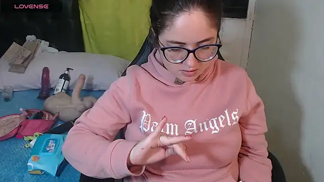 KrystalAdams online show from 04/25/26, 01:36