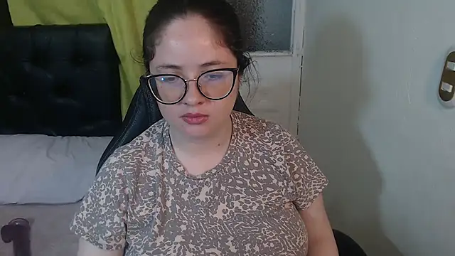 KrystalAdams online show from 04/10/26, 01:29