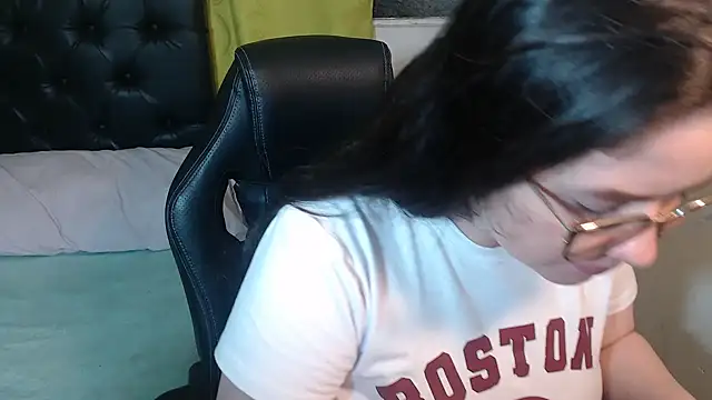 KrystalAdams online show from 03/22/26, 09:44