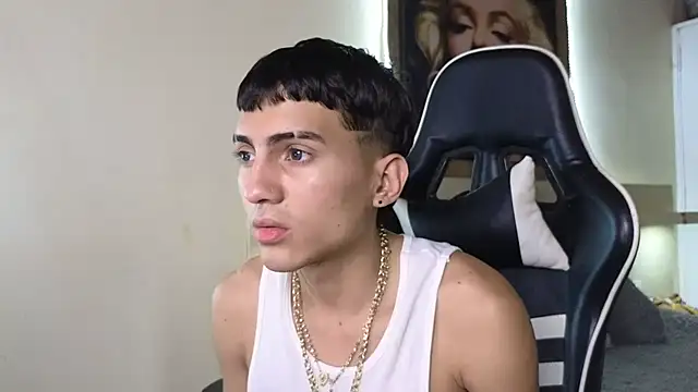 Snapshot of 777_camilo chatting on 09/23/25, 09:11 777 camilo online show from 09/23/25, 09:11