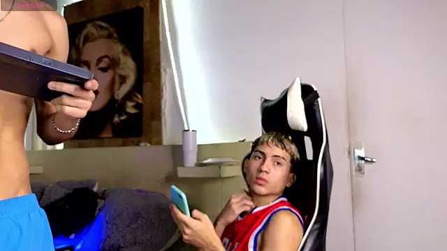 Snapshot of 777_camilo chatting on 10/06/25, 05:57 777 camilo online show from 10/06/25, 05:57