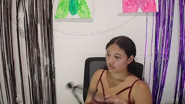 Aria Arthur online show from 11/21/25, 08:41