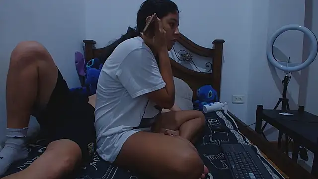 Aria Arthur online show from 09/30/25, 12:22