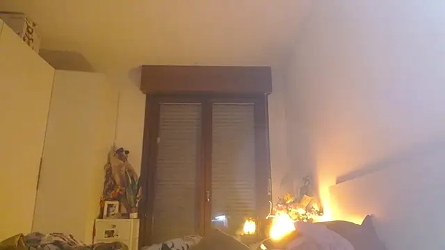 refem9 online show from 11/15/25, 04:55