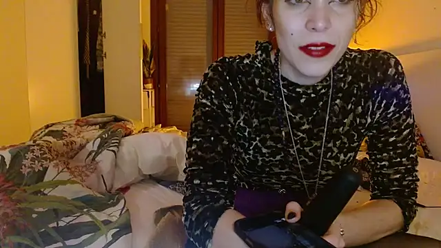 refem9 online show from 11/19/25, 06:41