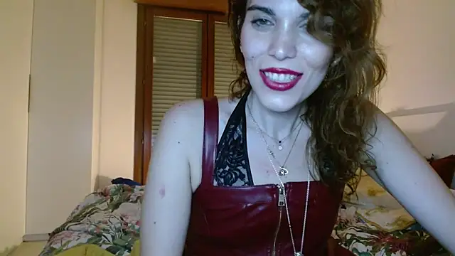 Snapshot of refem9 chatting on 10/15/25, 04:48 refem9 online show from 10/15/25, 04:48