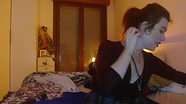 refem9 online show from 12/15/25, 06:03